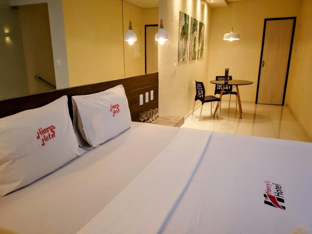 Henry'S Motel Арковерде Екстериор снимка