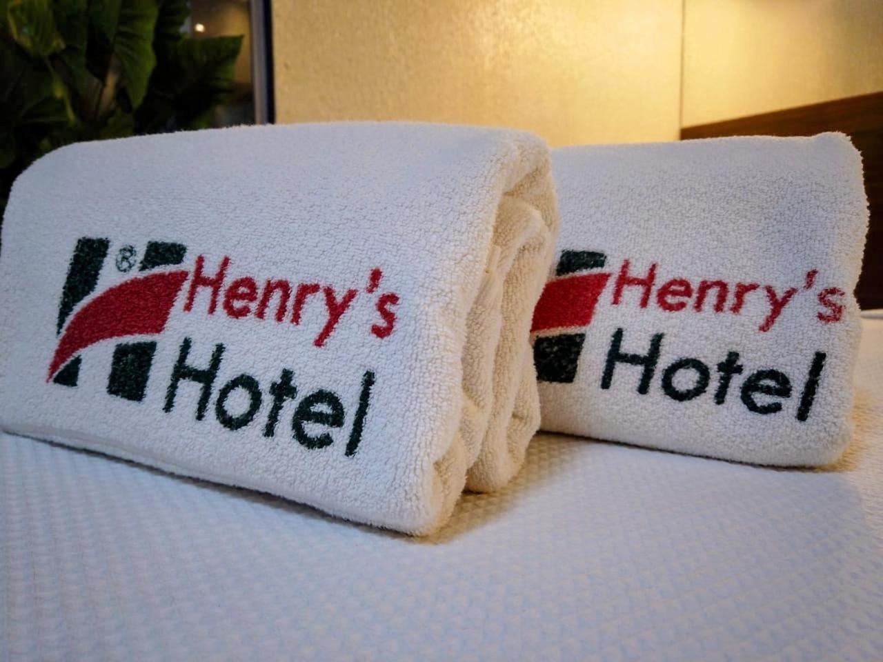 Henry'S Motel Арковерде Екстериор снимка