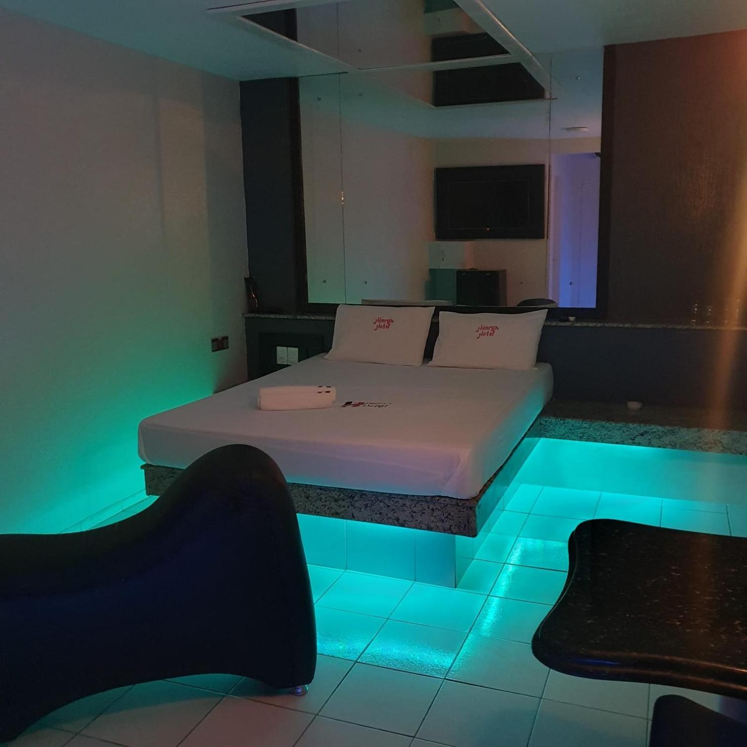 Henry'S Motel Арковерде Екстериор снимка