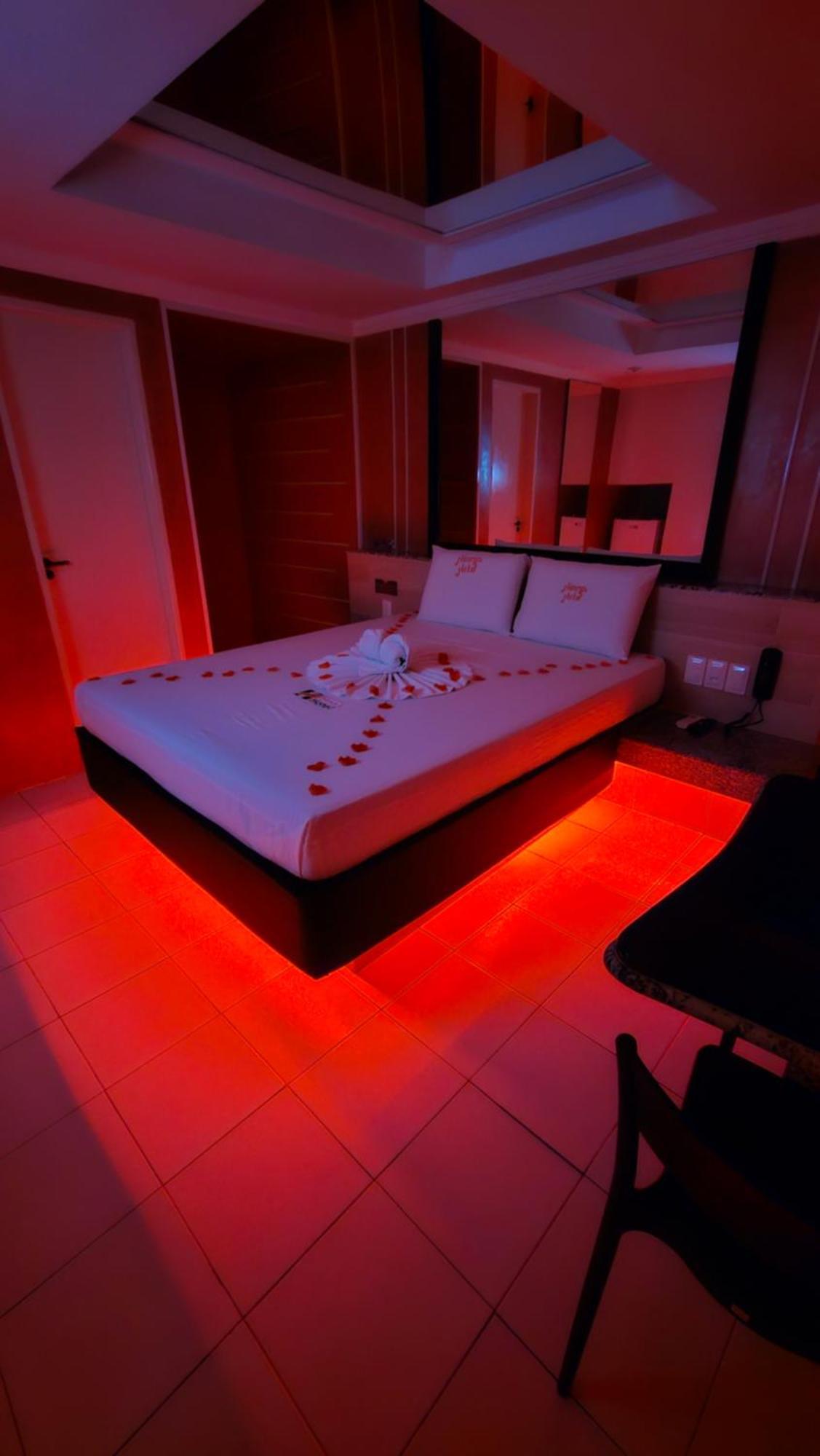 Henry'S Motel Арковерде Екстериор снимка